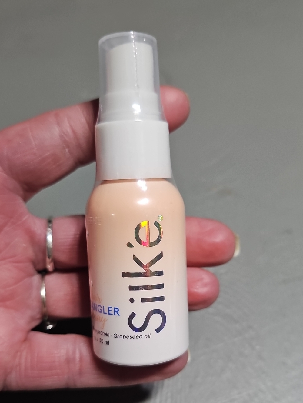 Silk'e Hair Detangler Spray 1 fl.oz/30 ml by Sleeke